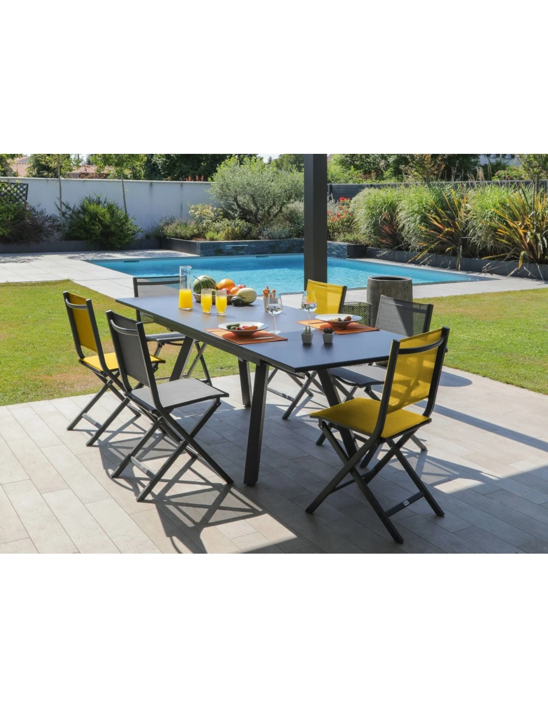 Table De Jardin AGRA Extensible 150/200/250 Cm - Aluminium Et Verre - Graphite / Gris 2 Table De Jardin AGRA Extensible 150/200/250 Cm - Aluminium Et Verre - Graphite / Gris - Image 2